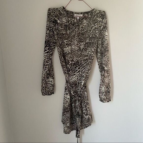 Jennifer Lopez Long Sleeve Mini Animal Print Dress - Picture 1 of 5
